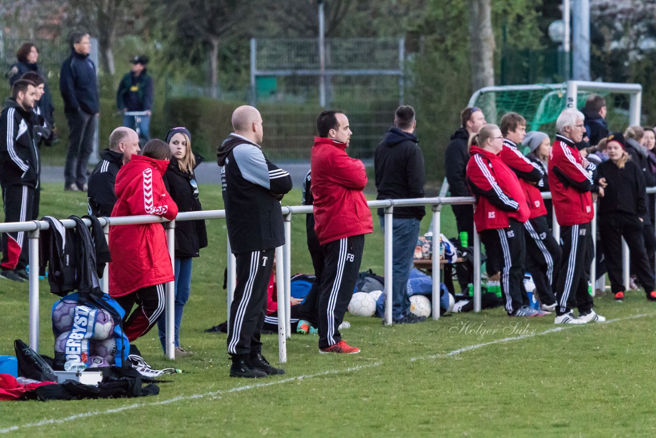 Bild 194 - Frauen SV Henstedt Ulzburg 2 - VfL Struvenhtten : Ergebnis: 17:1